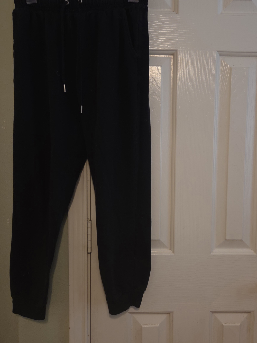 Auden Black Drawstring Joggers with Cuffed Ankles